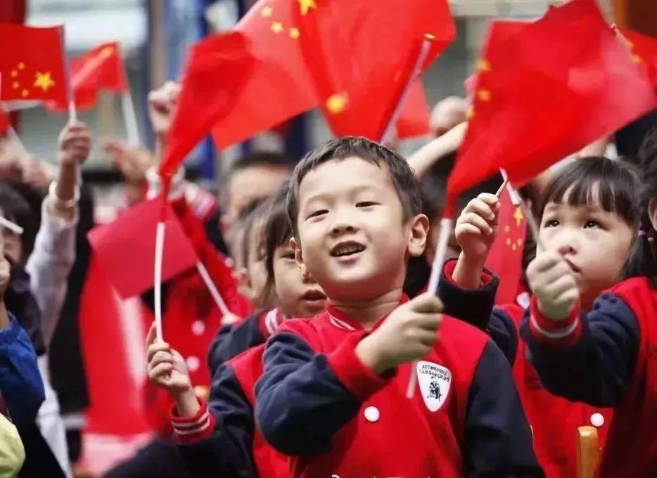 小猫钓鱼游戏龙王版有船
